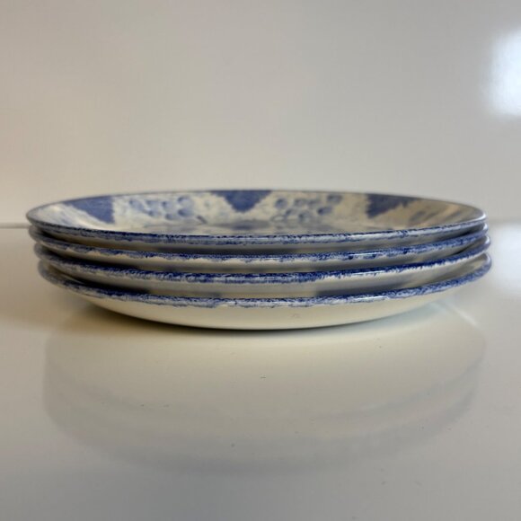 Poole Pottery Hand Painted Blue White Grapes and Leaves Ceramic Plates Set Of 4 - Picture 5 of 5